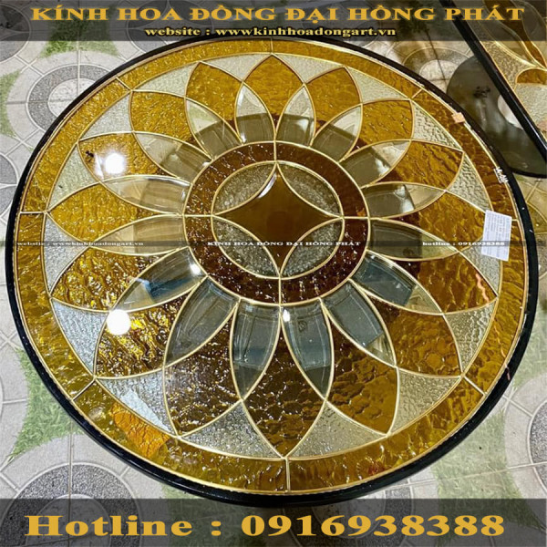 Vách Kính Tròn VT - 003