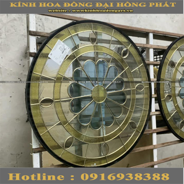 Vách Kính Tròn VT - 006
